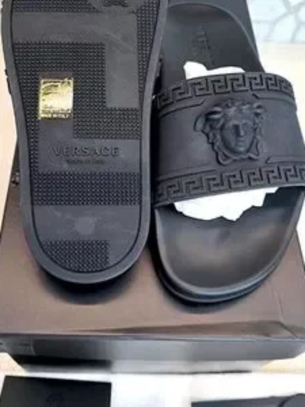 🔥Versace Medusa Gomma Rubber Slides Size EU 39 Unisex